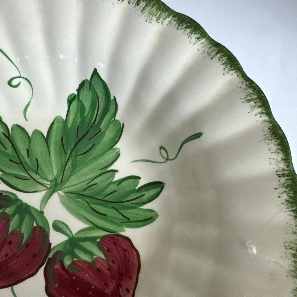 Blue Ridge Southern Pottery Serving Bowl Wild Strawberry‎ Pattern 9.5 inch